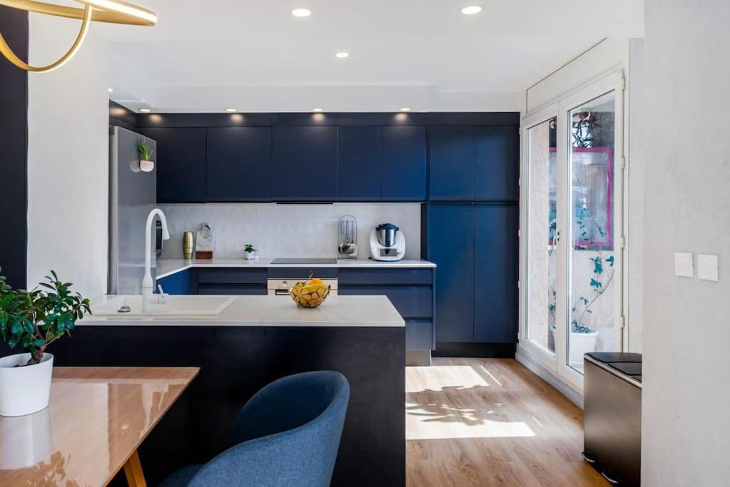 Appartement T3 Le Designer 4E-Terrasse-Climatisation & Netflix à Marseille Extérieur photo